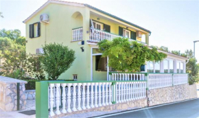  Apartment Pelicaric Sali  Сали 